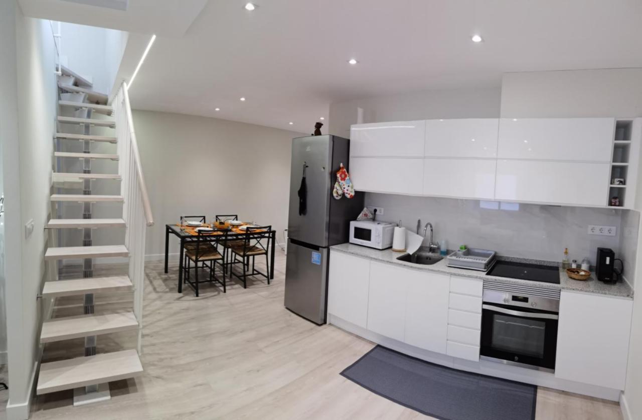 Barcelona Duplex De 3 Habitaciones L'Hospitalet de Llobregat Exterior photo